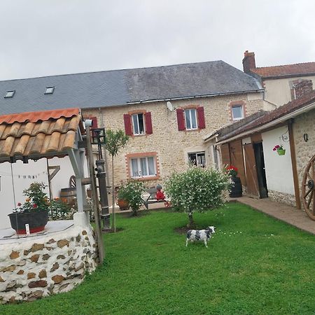 Chambre D Hote Les Frangins Avrillé Exteriör bild