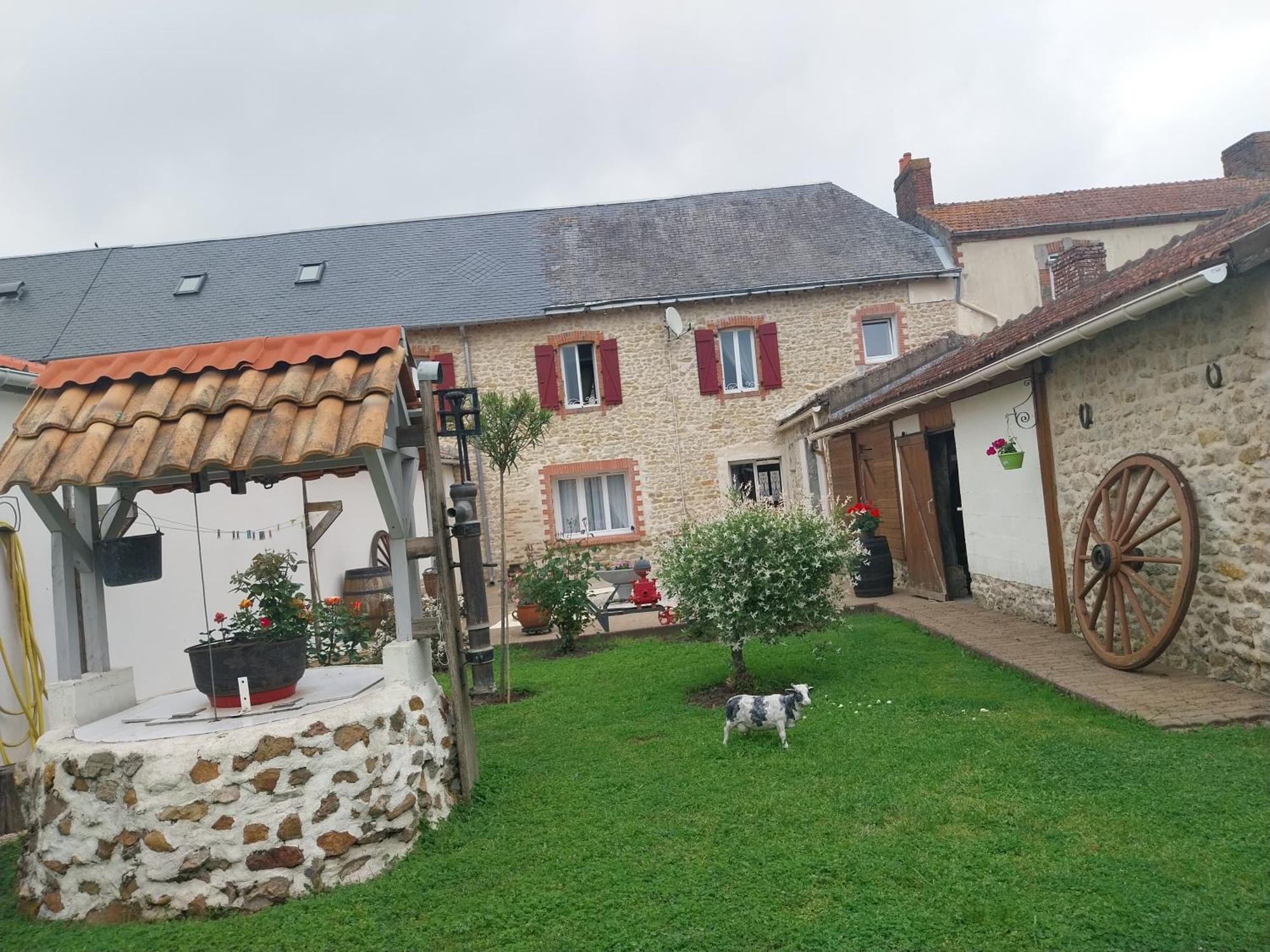 Chambre D Hote Les Frangins Avrillé Exteriör bild